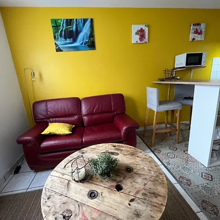 Ferienwohnung Les Salines Montmorot Exterior foto